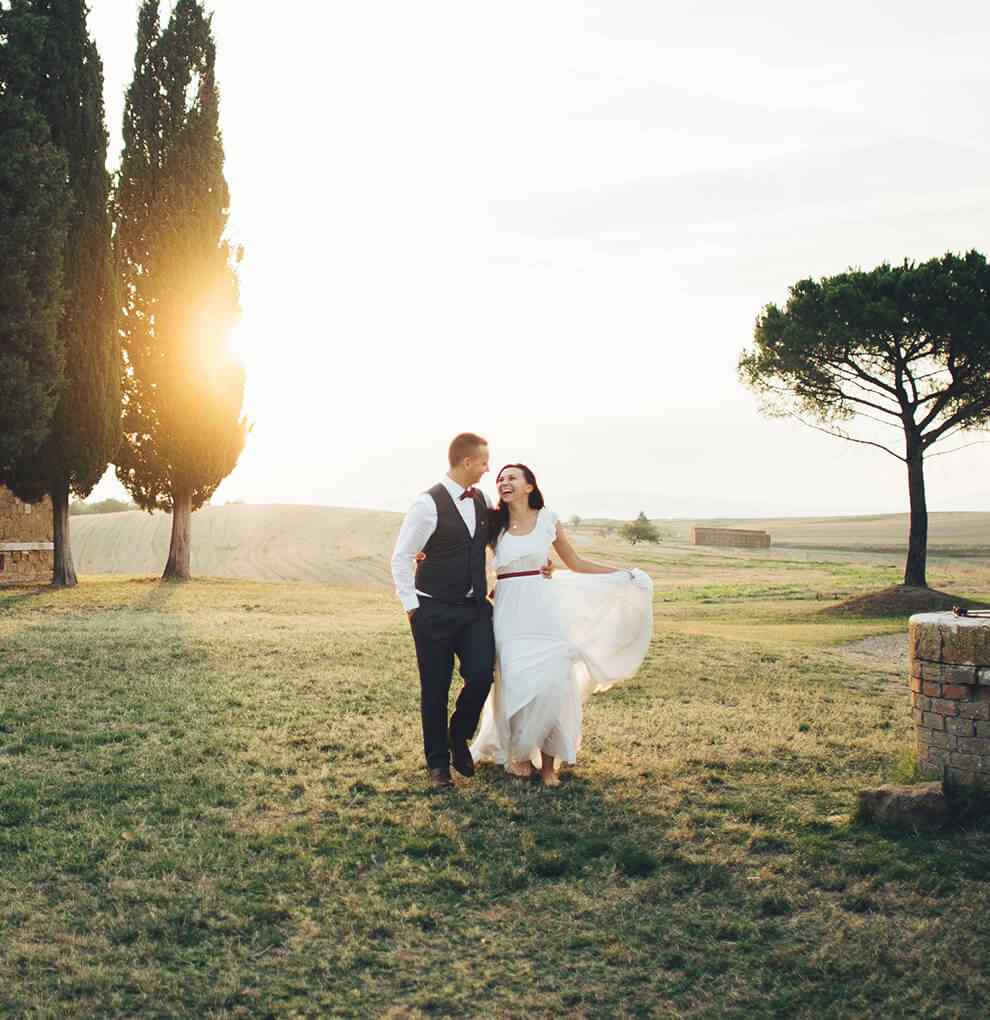 https://californiaweddingphotos.com/wp-content/uploads/2020/10/home_01_image_05.jpg