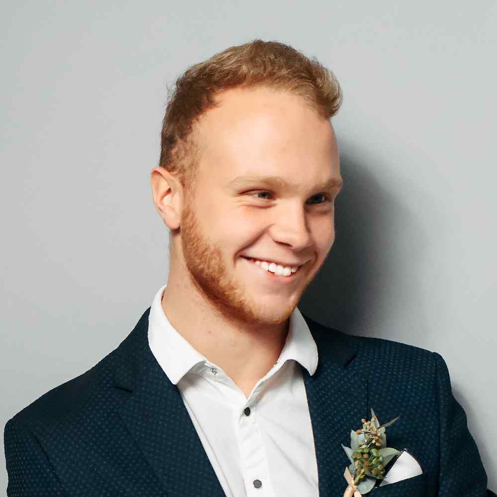 https://californiaweddingphotos.com/wp-content/uploads/2020/12/image_couples_about_06.jpg