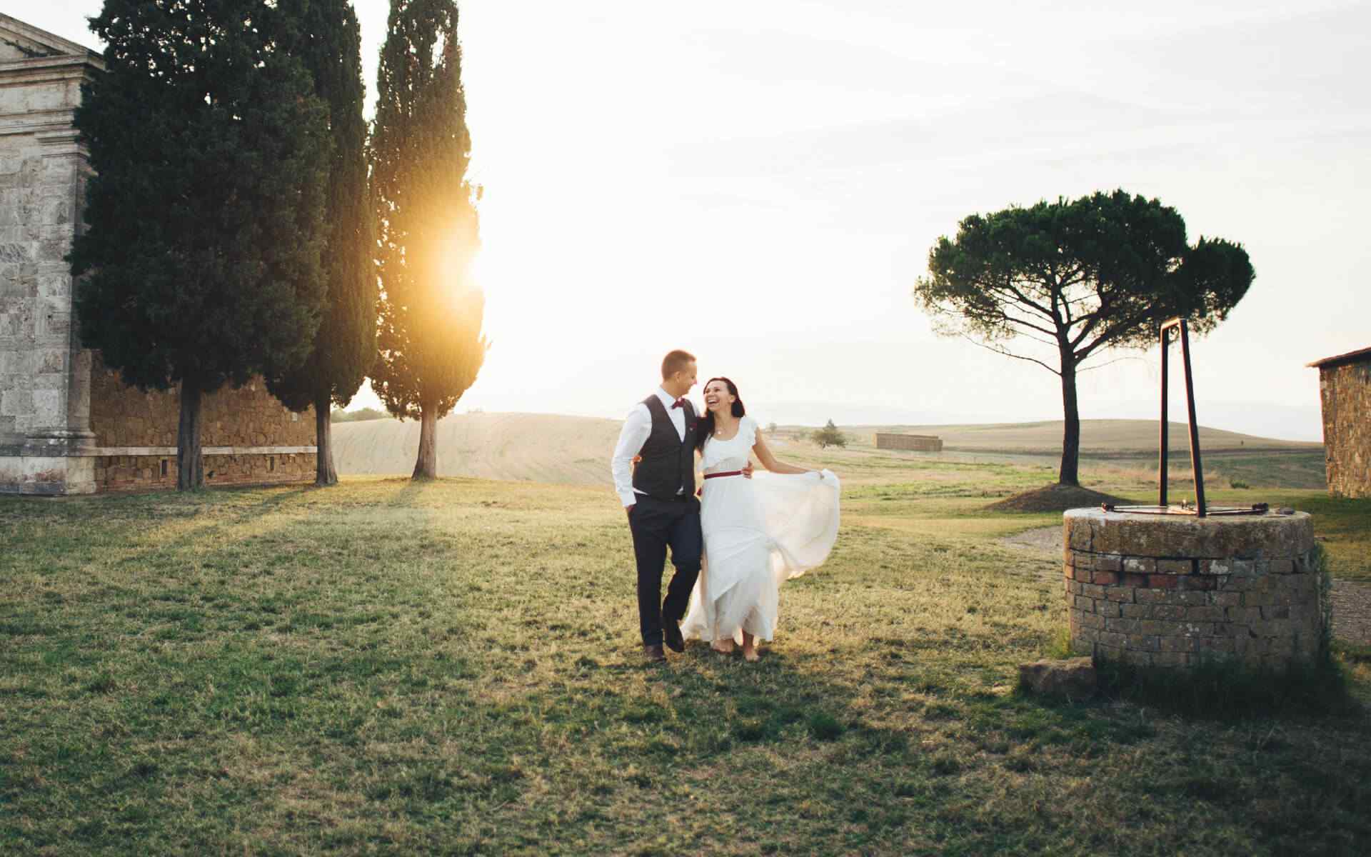 https://californiaweddingphotos.com/wp-content/uploads/2020/12/image_services_photo_01.jpg